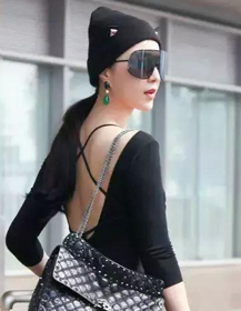 һ��(g��)����һ��(g��)�](m��i)��ѝ������������ܰ�趷������r(sh��)�b��